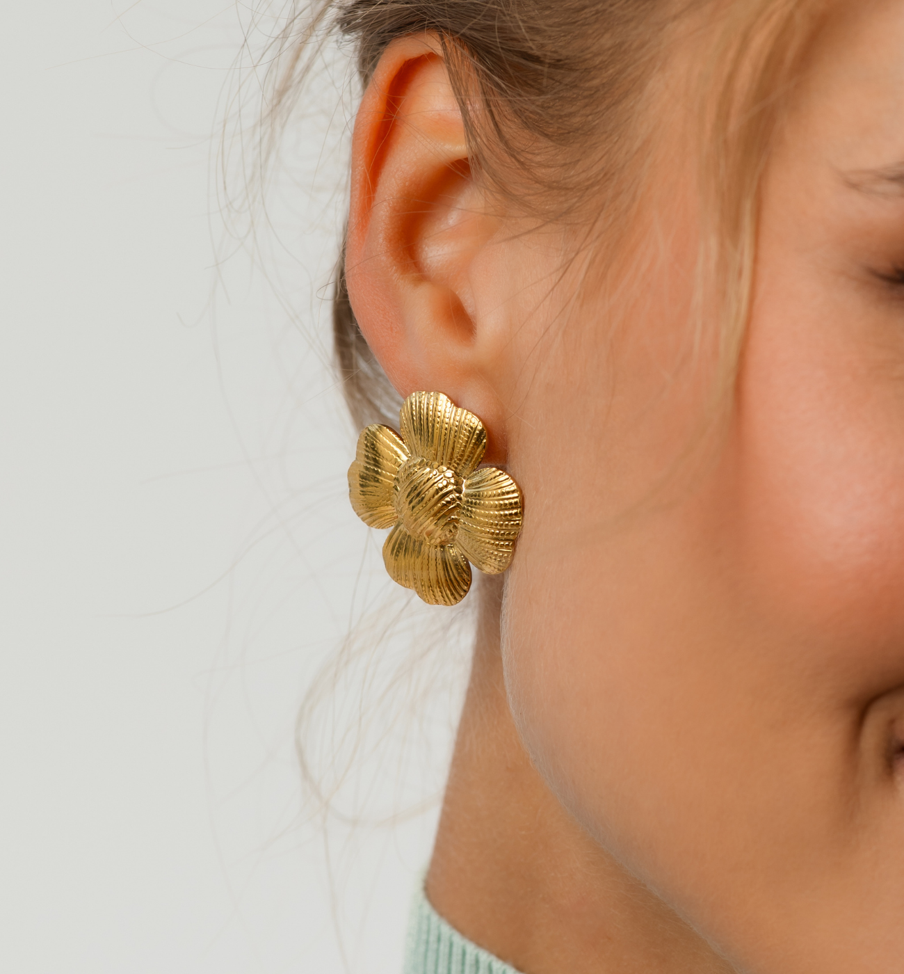 Kolczyki kwiaty złote Radiant Gleam - By Dziubeka