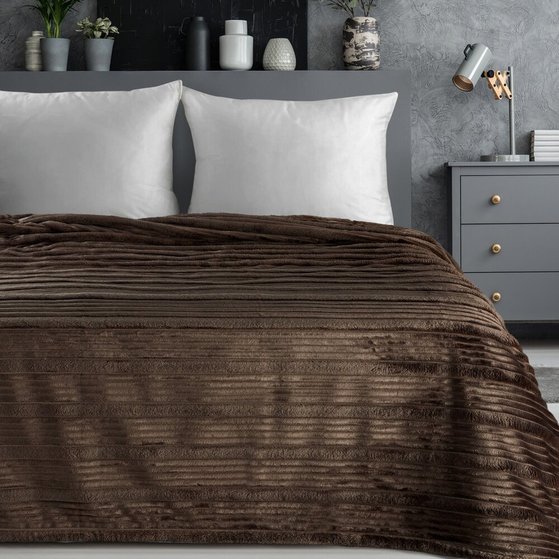 Koc 220x200 cm NINE flano ciemnobrązowy bardzo miękki z efektem 3D