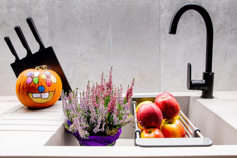 Kuchinox Dima bateria kuchenna stojąca czarny mat BQD768D