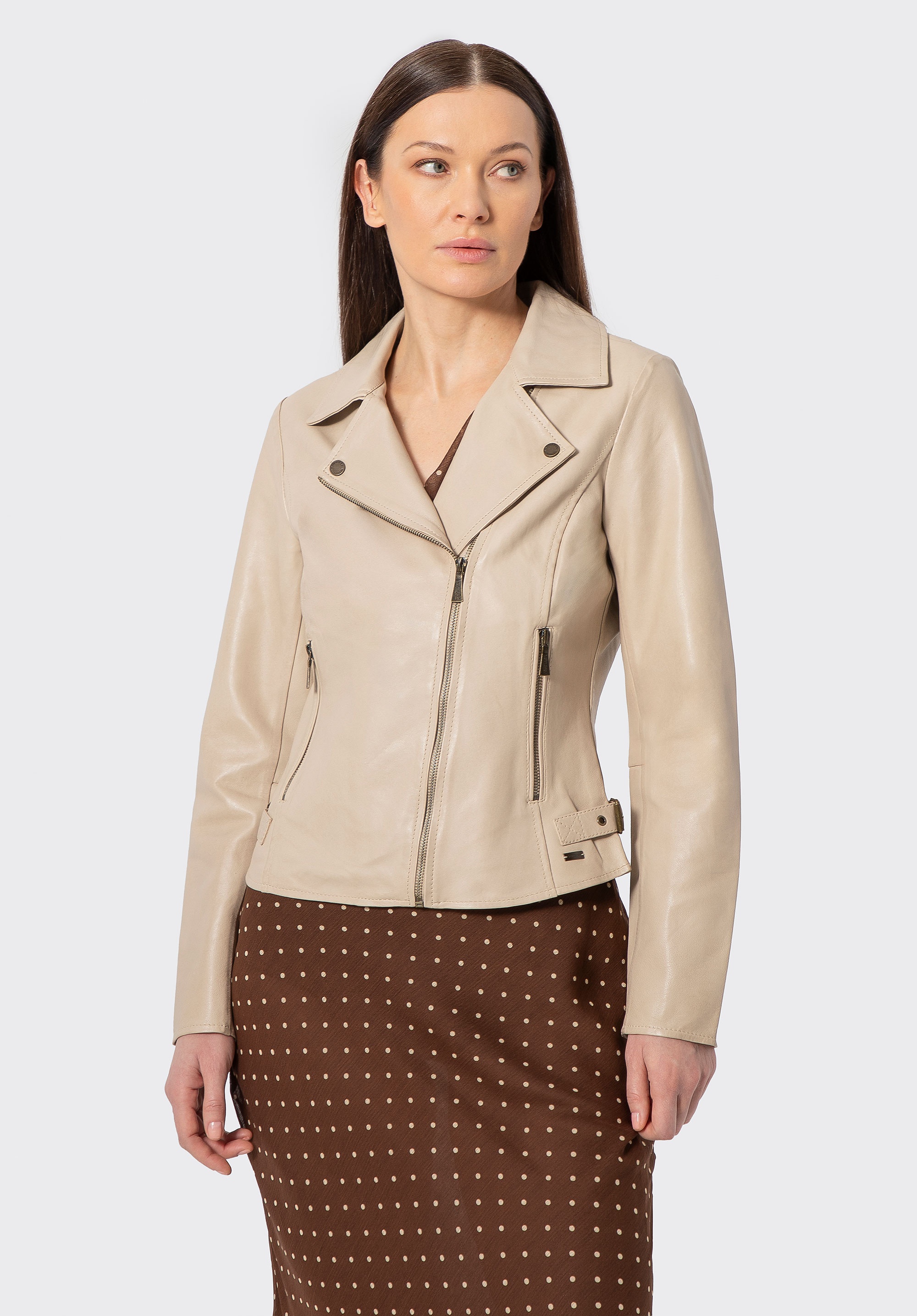 Damska kurtka ramoneska ze skóry naturalnej owczej kremowa