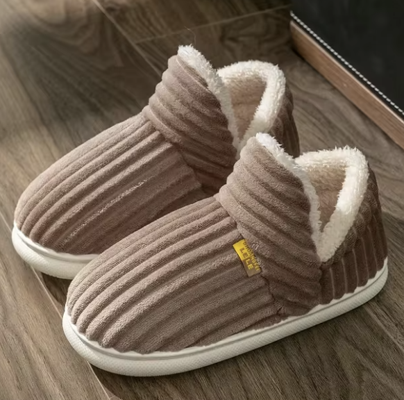Ciepłe wsuwane kapcie 36-45
