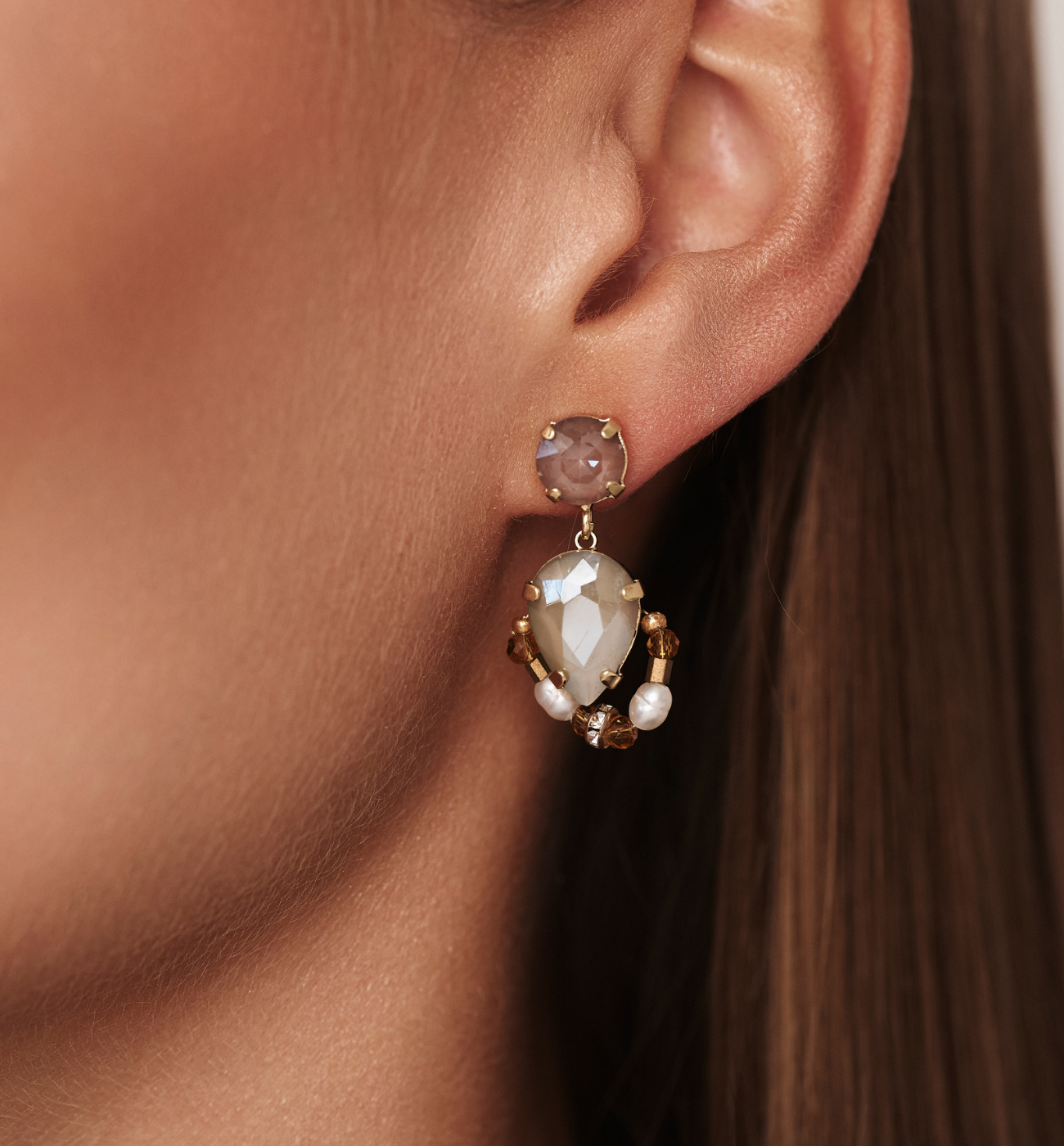 Kolczyki w odcieniach brązu i szarości z perłami KGA0055 - By Dziubeka