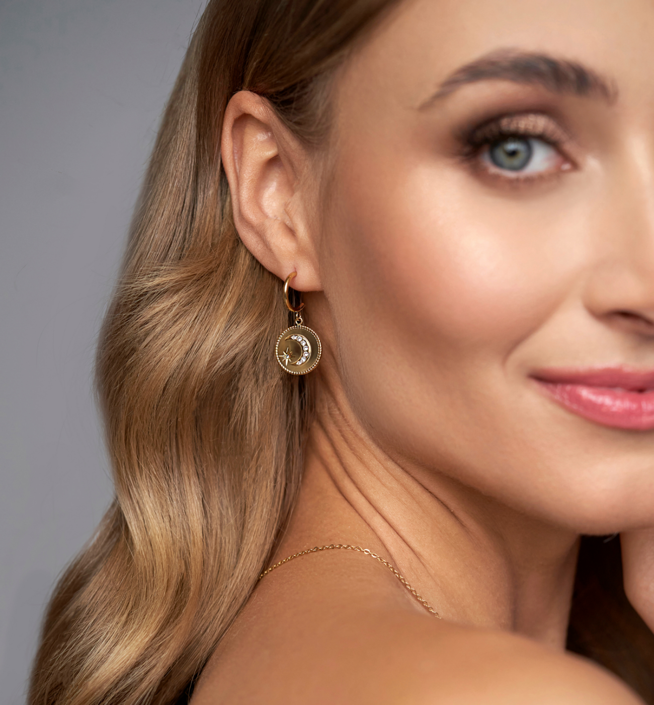 Kolczyki złote okrągłe z księżycem Secreto KSA0947