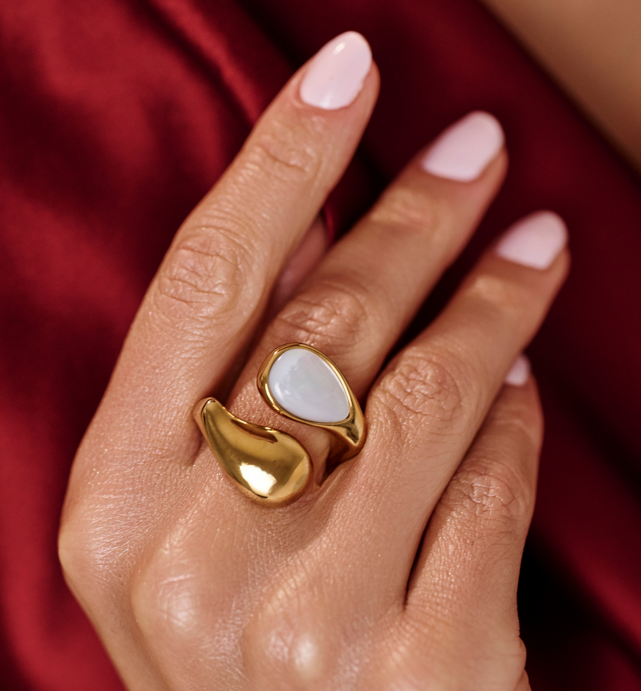 Pierścionek krople z perłą złoty PSY0155