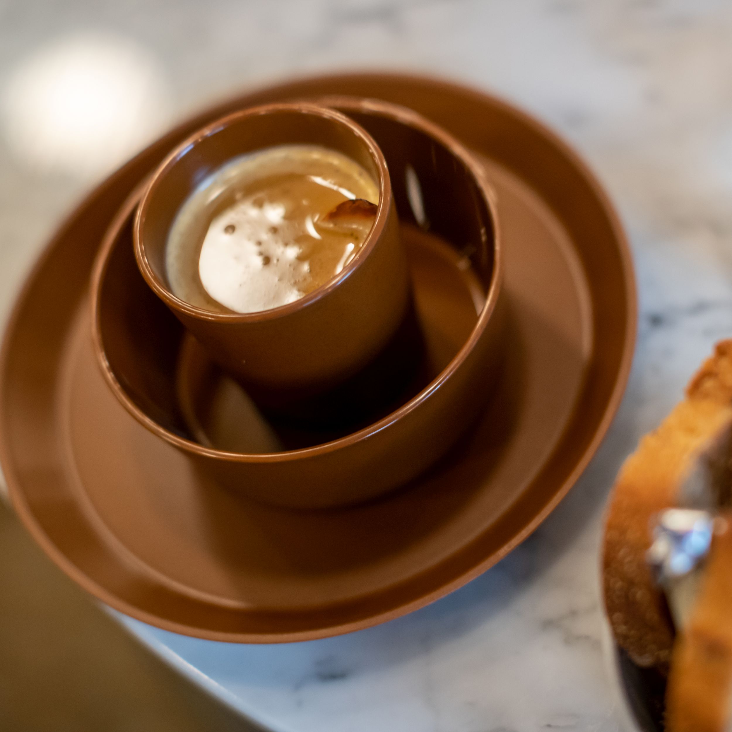 Koziol Connect Bowl miseczka 400 ml brązowa 3102674 - Wysyłka w 24h