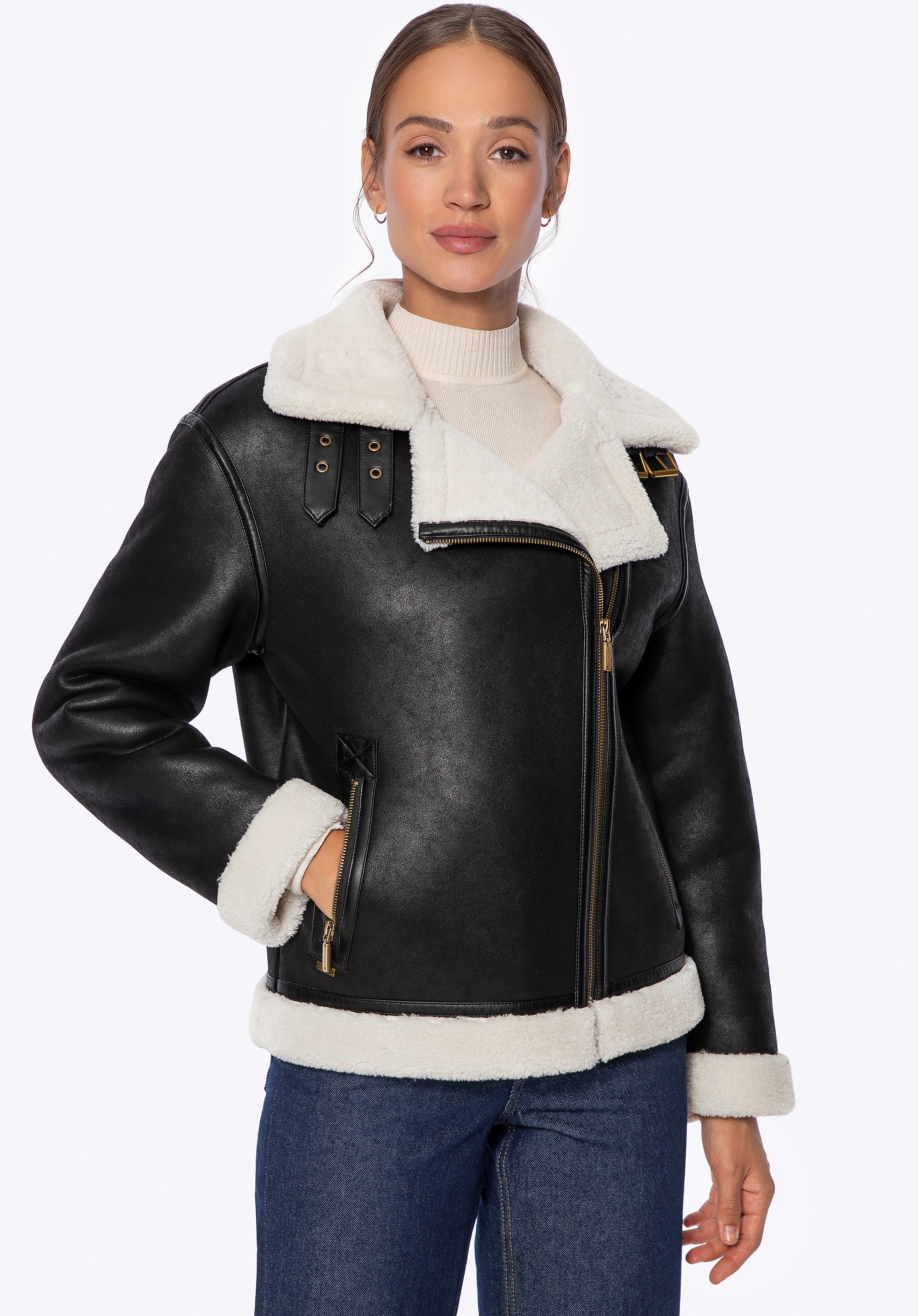 Damska kurtka oversize z imitacji zamszu czarna