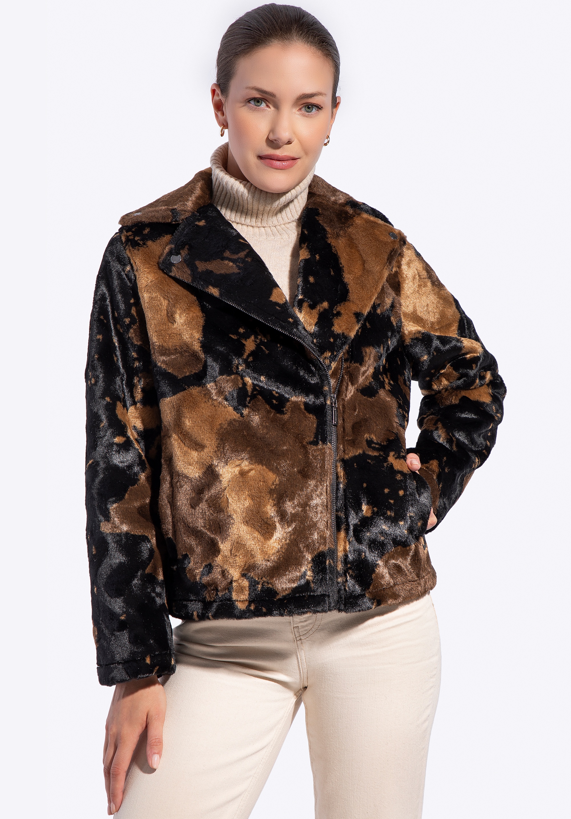 Damska kurtka w zwierzęcy motyw czarno - brązowa
