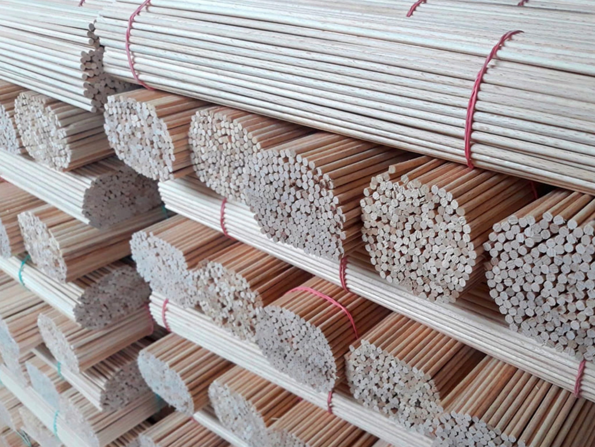 Patyczki 40cm do kręconego ziemniaka, waty cukrowej 1 000 sztuk gładkie, bukowe