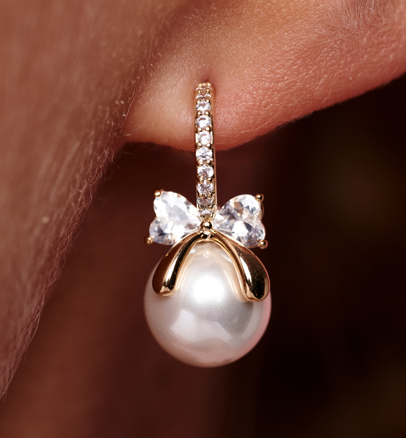 Kolczyki złocone z perełką i cyrkoniami - By Dziubeka