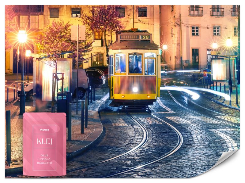 Fototapeta Muralo Tramwaj W Lizbonie Nocą Styl Nowoczesny 450x315 cm 1szt.