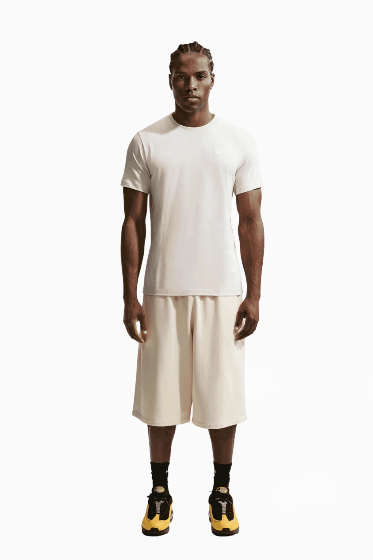 Koszulka Nike Sportswear Club - Beżowy