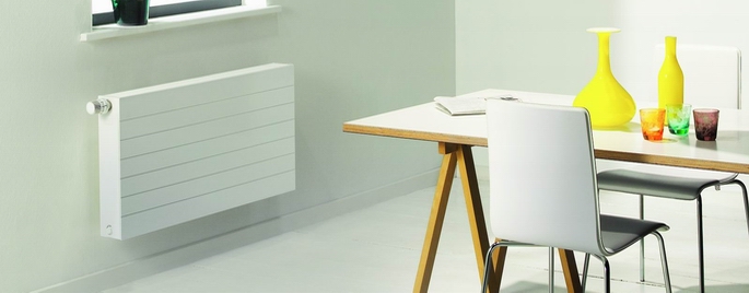 Purmo Ramo Compact grzejnik płytowy 90x60 cm podłączenie boczne biały RC21 900x600