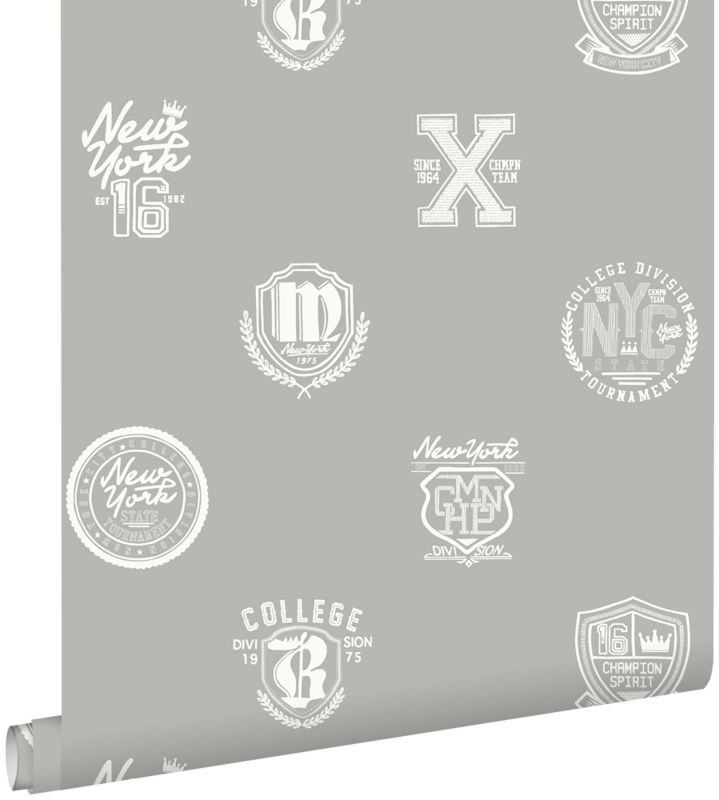 Tapeta ESTAhome emblematy szkoły taupe 53 cm x 10.05 m - 1 rol.
