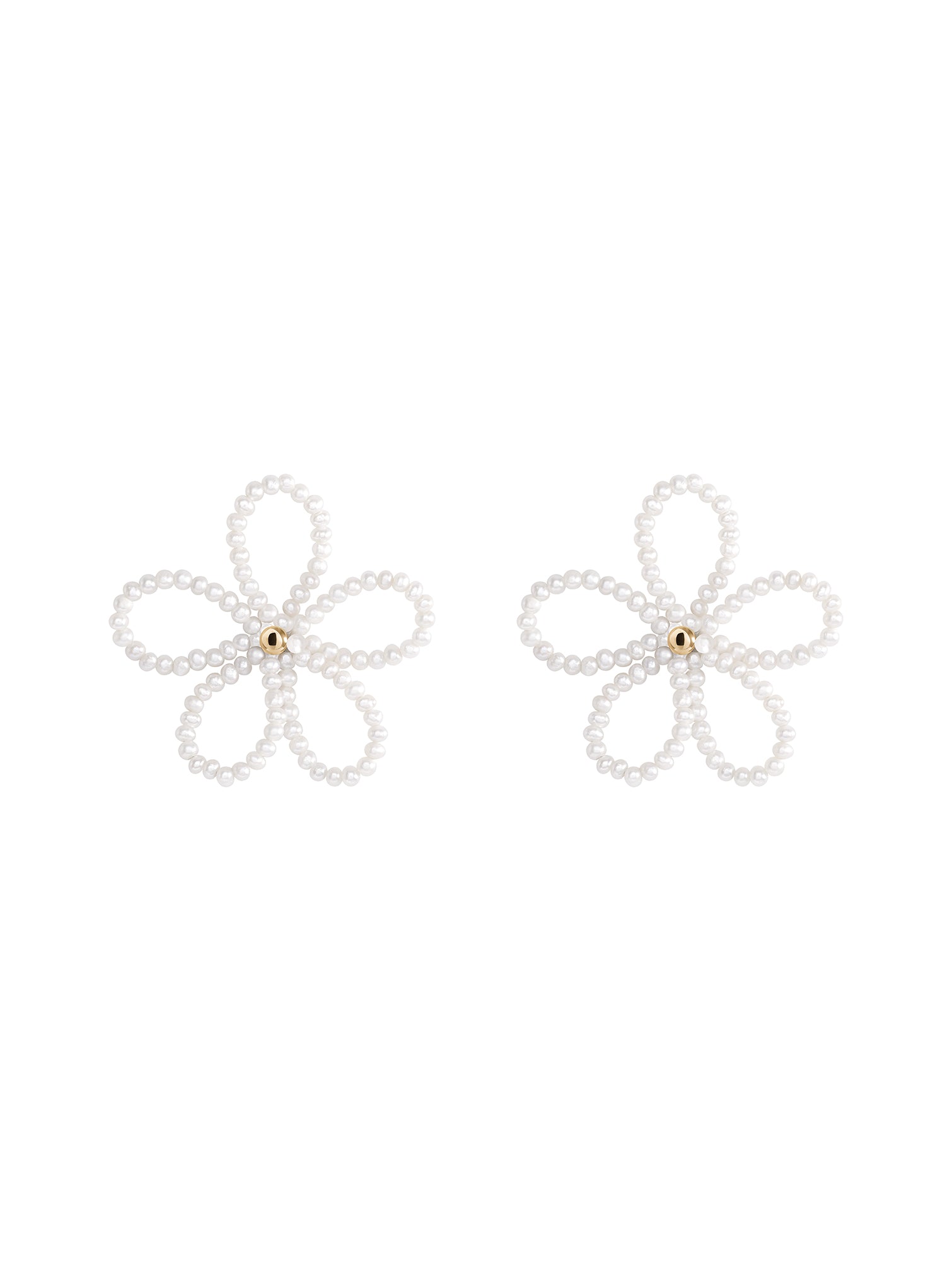 Sakura White Earrings- ręcznie wykonane kolczyki z perły słodkowodnej.