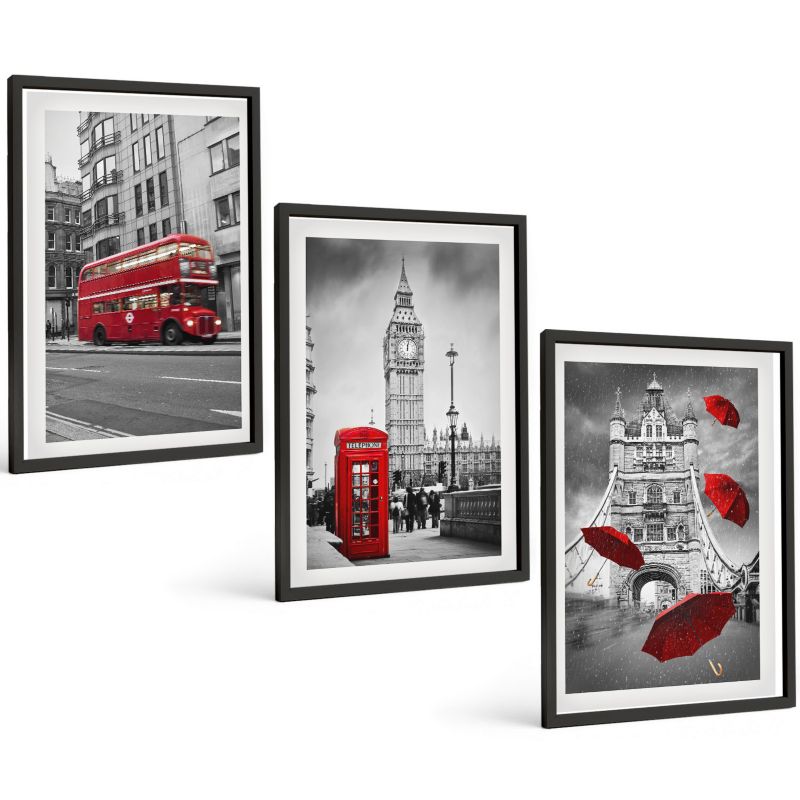 Zestaw 3 Obrazów w Czarnej Ramie ArtPrintCave 40x60 cm Galeria Ścienna Czerwone akcenty Londyn 1 kpl.