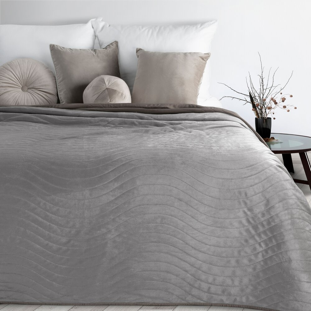 Srebrna narzuta na łóżko 200x220 cm LUXO 10 z wytłaczanym wzorem