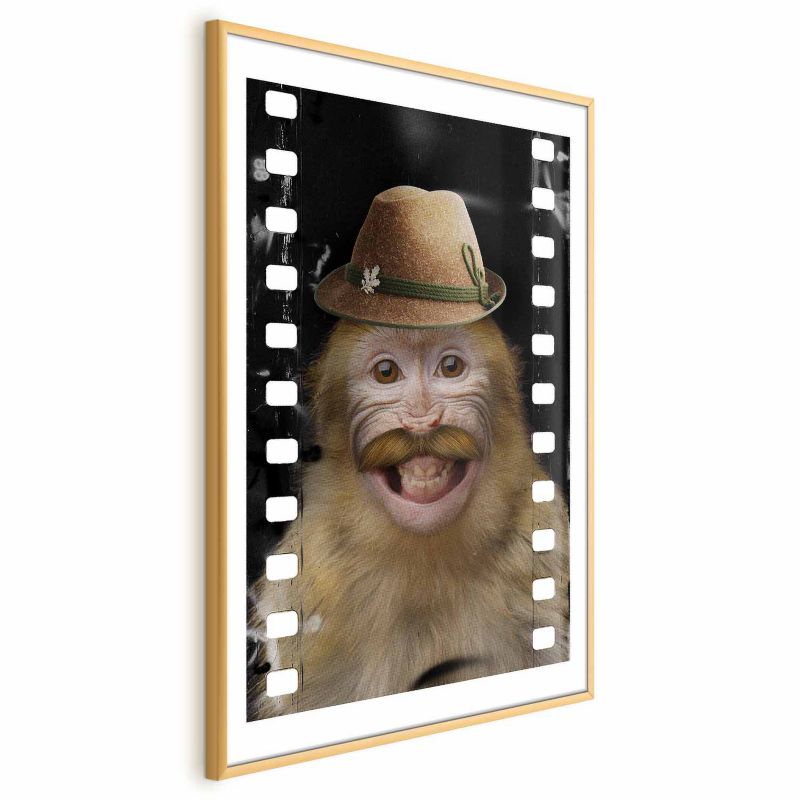 Plakat Artgeist Małpa w kapeluszu 21x30 cm z ramą złotą 1 szt