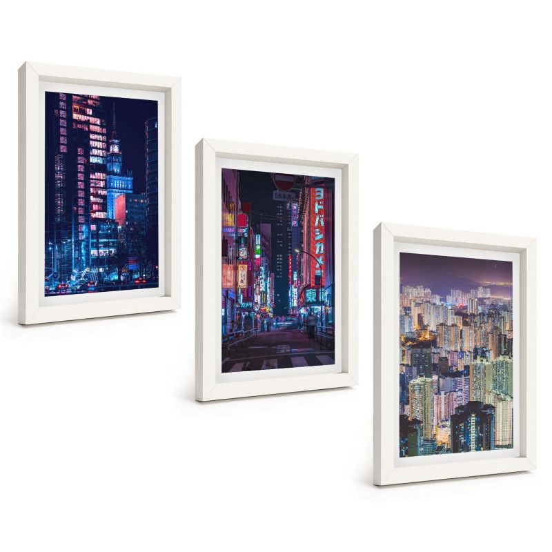 Zestaw 3 Obrazów w Białej Ramie ArtPrintCave 20x30 cm Galeria Ścienna Nocne miasto neonowe światła 1 kpl.