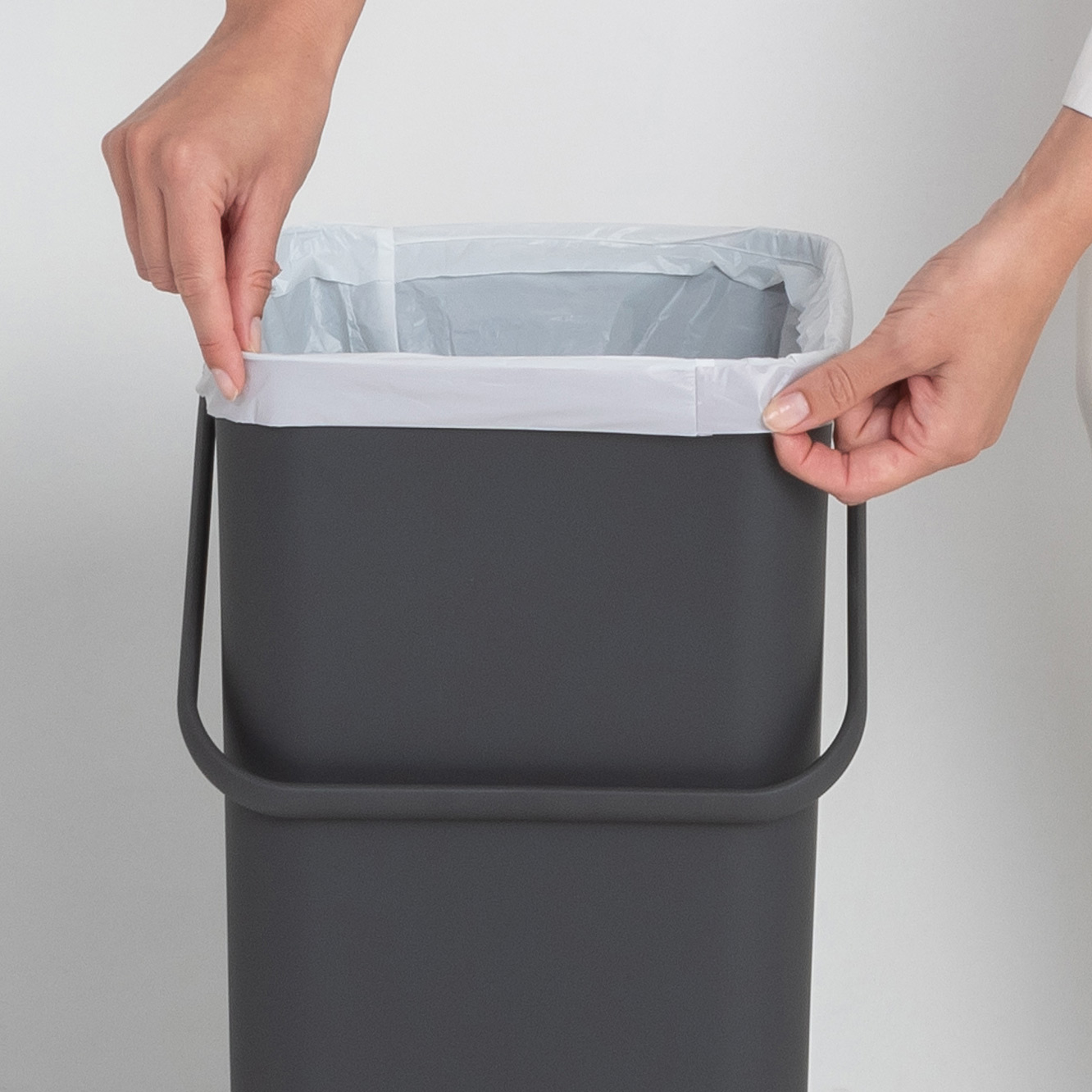 Brabantia Sort & Go pojemnik na odpady 40 l do segregacji ciemny szary 251047