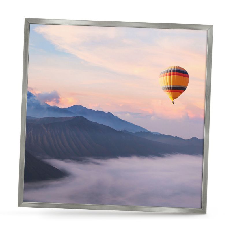 Ozdobna tablica na magnesy ArtPrintCave 50x50 Podniebna podróż w srebrnej ramie 1szt