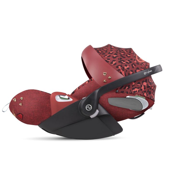 Cybex Cloud T i-Size Fashion Collections - fotelik 45 - 87 cm wzrostu-Rockstar by Alec Voelkel