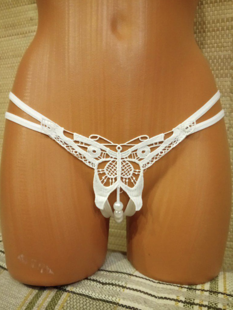 Stringi damskie z perełkami Erot E43
