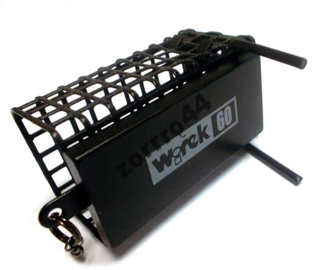 Wirek Koszyk Zanętowy z Kolcami i Dnem 33x44mm 40g - 10szt