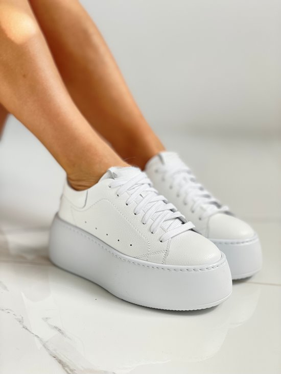 Sneakers SN704 - 1 Biały groch outlet