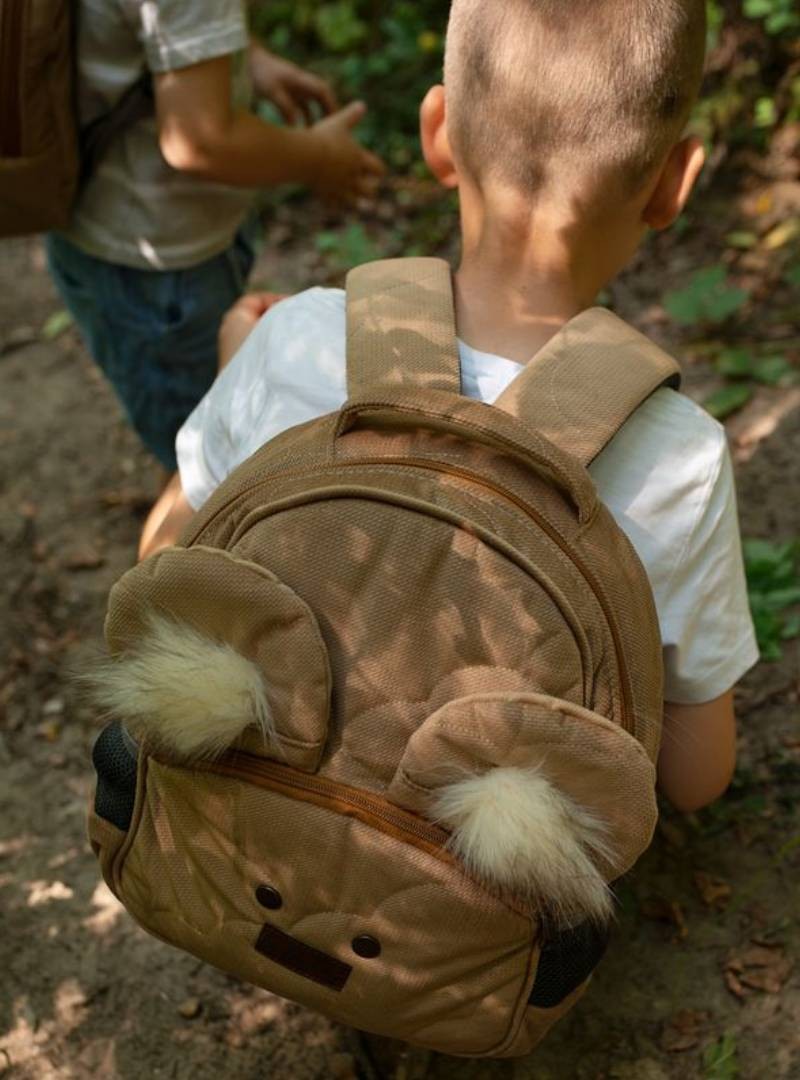 Plecak dziecięcy Kinder Hop Travel Bear Caramel Teddy In Clouds