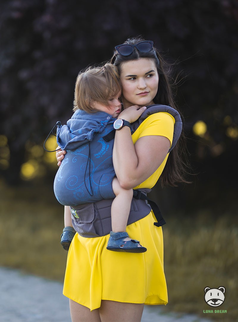 Nosidełko regulowane Grow Up Wrap: Luna Jeans ciemny Z dodatkami