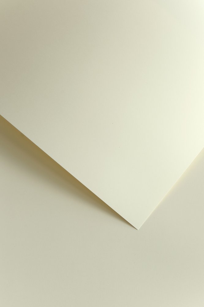 Karton ozdobny Galeria Papieru gładki, A4, 250 g/m2, 20 arkuszy, kremowy