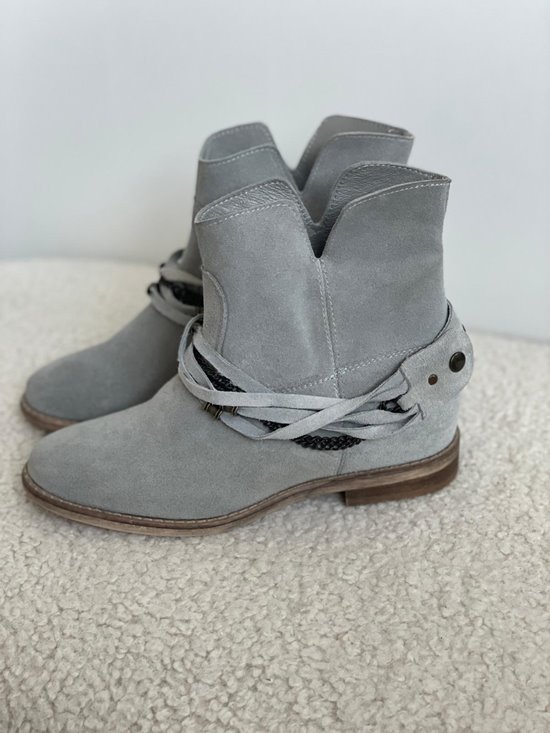 Botki damskie 143/1 Szary welur outlet